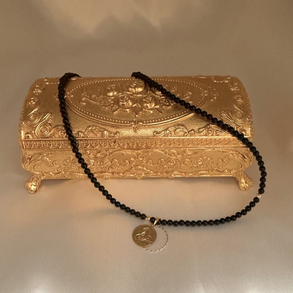 Necklace Unisex Black Onyx Beads with Round pendant Fashion Jewelry